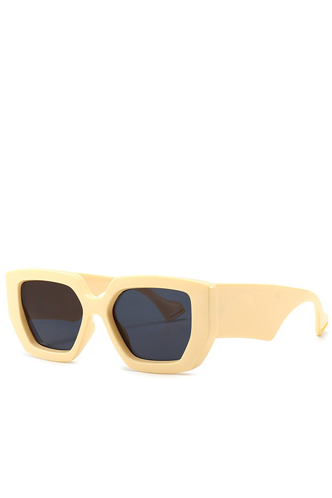 Lunettes de soleil tendance carrées beiges Amberta