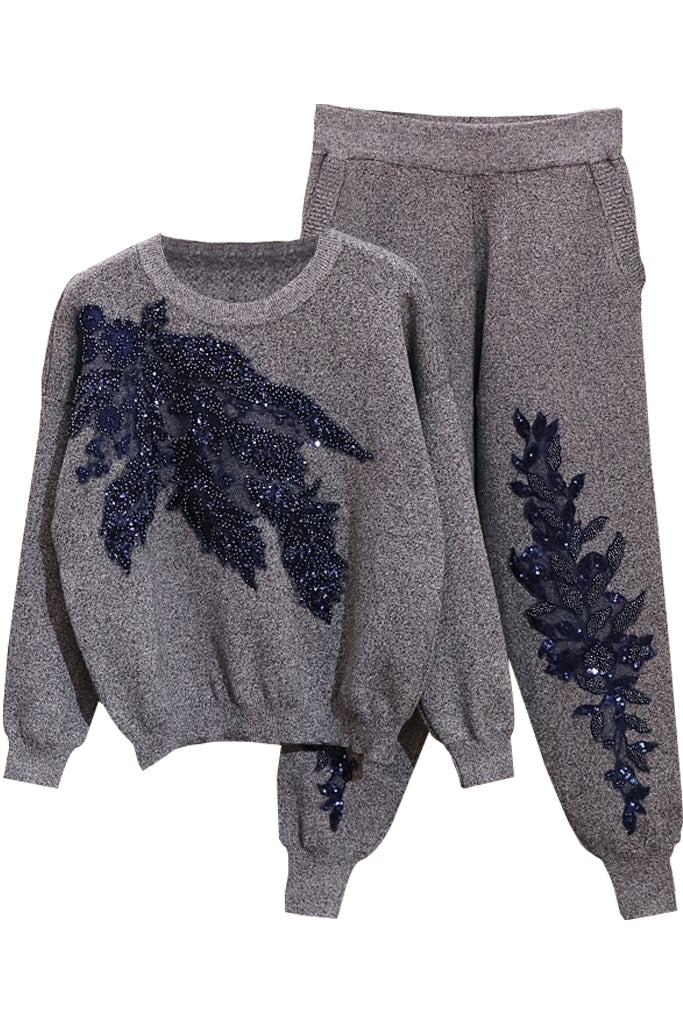 Ensemble brodé noir Agnetha avec pull et pantalon