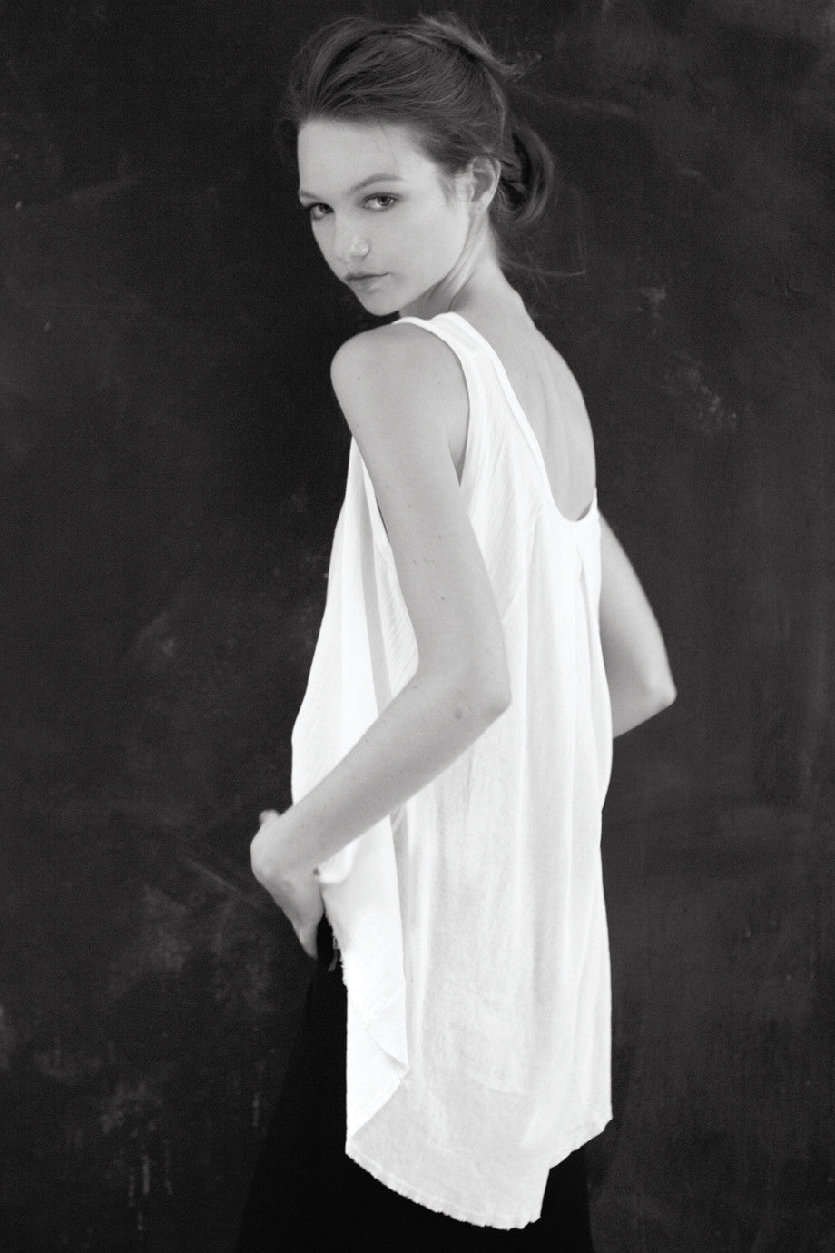 Μπεζ Αμάνικο Τοπ | Γυναικεία Ρούχα