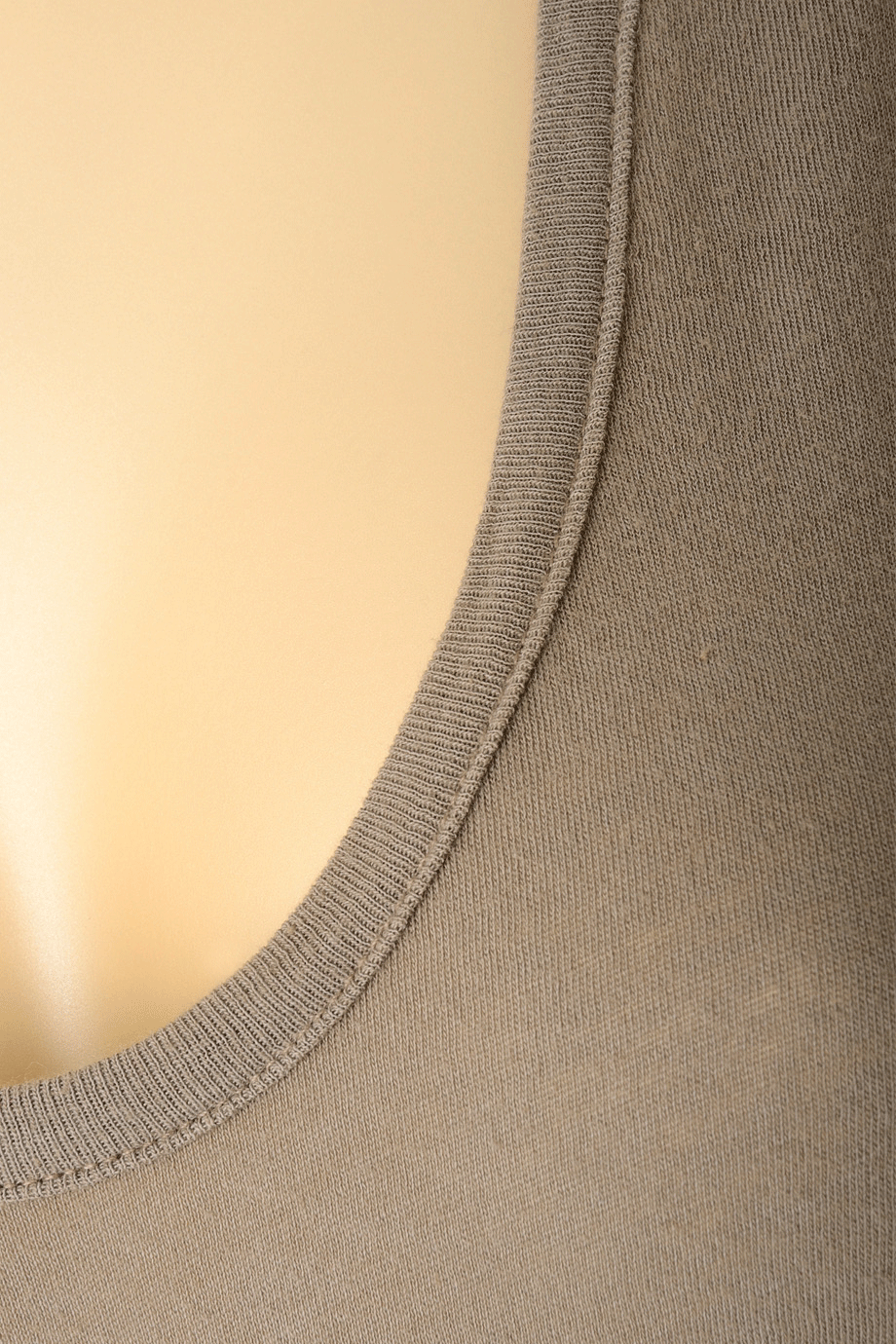 Λαδί Αμάνικο Τοπ | Γυναικεία Ρούχα